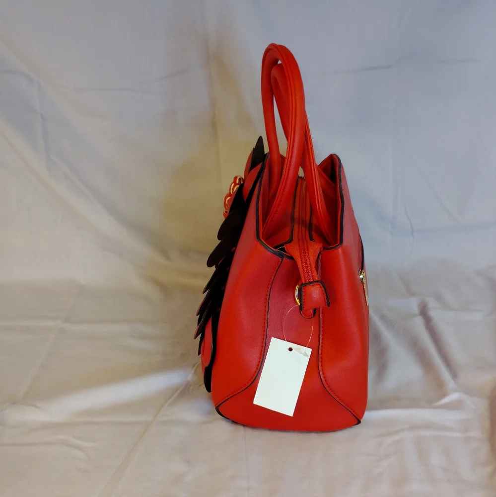 Elegant Red Floral Handbag - Picture 10 of 10